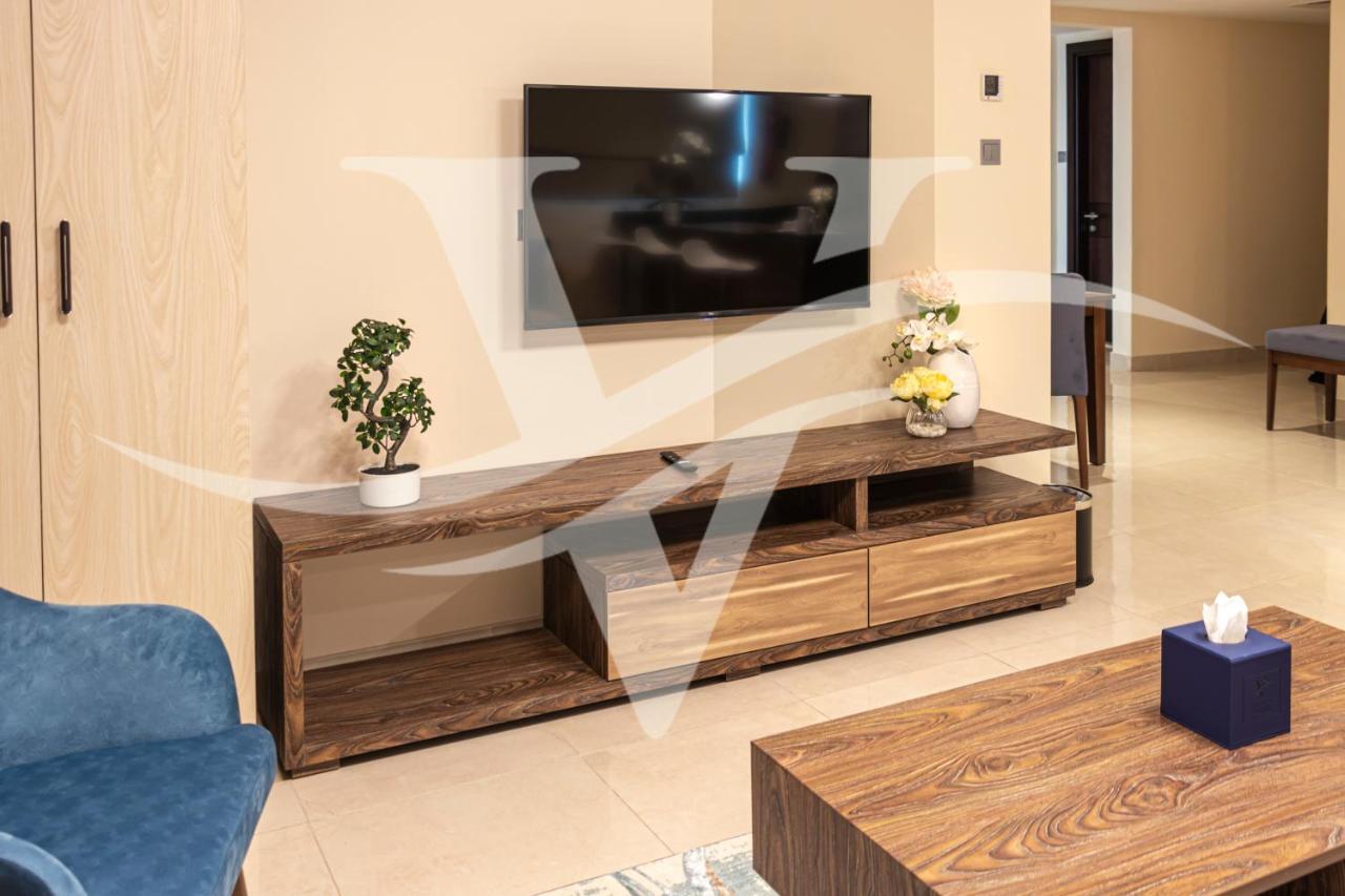 Viola Hotel Apartments Sharjah Bagian luar foto