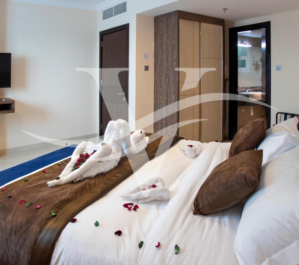 Viola Hotel Apartments Sharjah Bagian luar foto